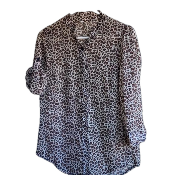 Leopard print blouse size XL - Picture 2 of 4
